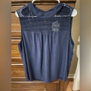 Navy blue detailed tank top- great for work!